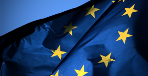 europa-bandiera europa-bandiera
