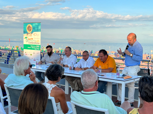 Smart City - Economia sotto l'ombrellone