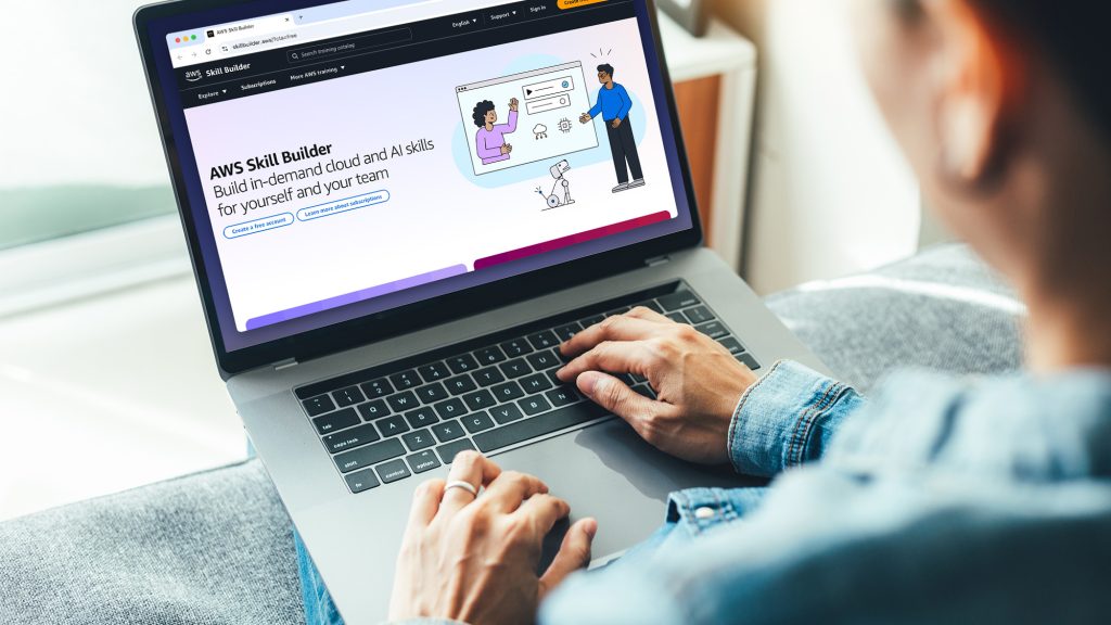 AWS lancia nuove soluzioni per sviluppare competenze AI aws