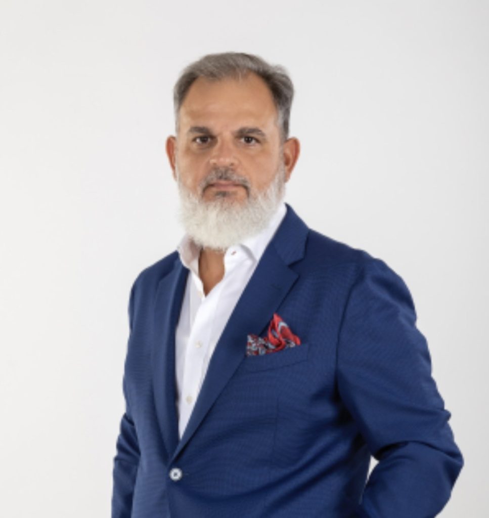 Eleftherios Antoniades, Founder e CTO di ClearSkies