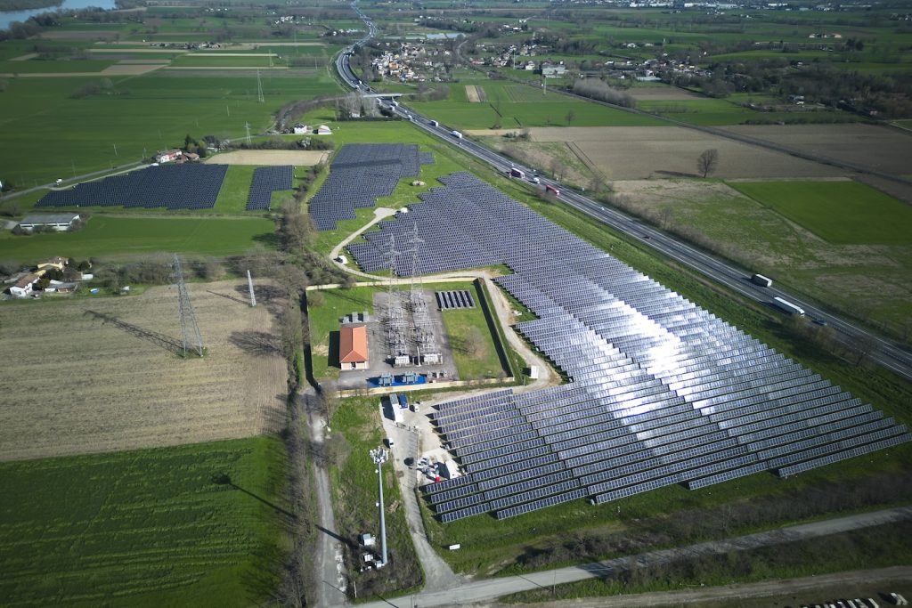 Neoen-data center-equinix