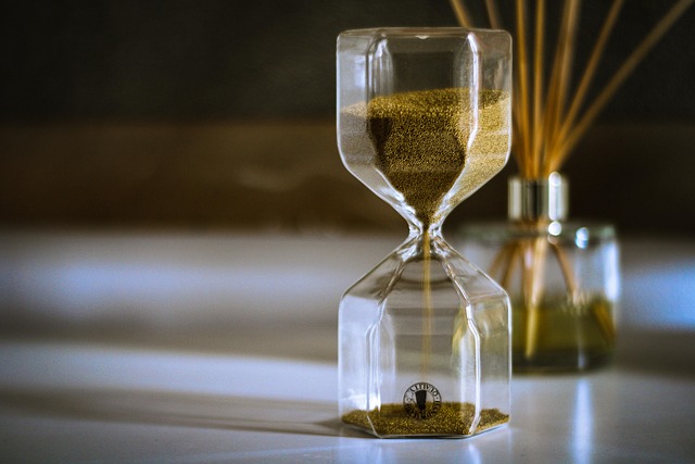 Temporal reasoning: come l’AI ricostruisce l’ordine cronologico degli eventi nel diritto Temporal reasoning