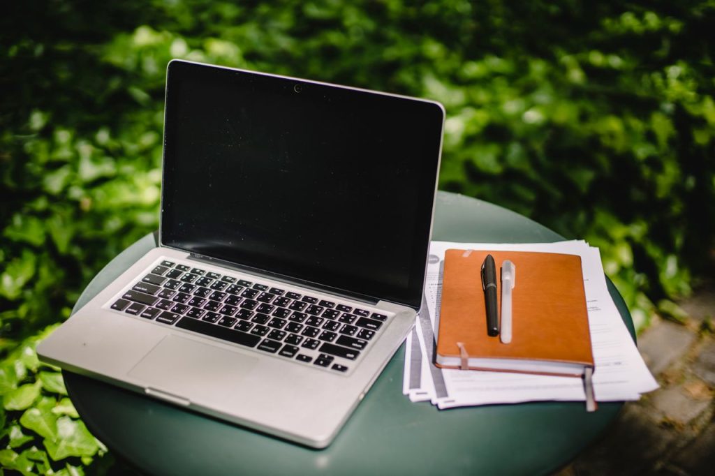 Connettività mobile e lavoro flessibile: come scegliere la soluzione ideale per il professionista moderno smart working pexels
